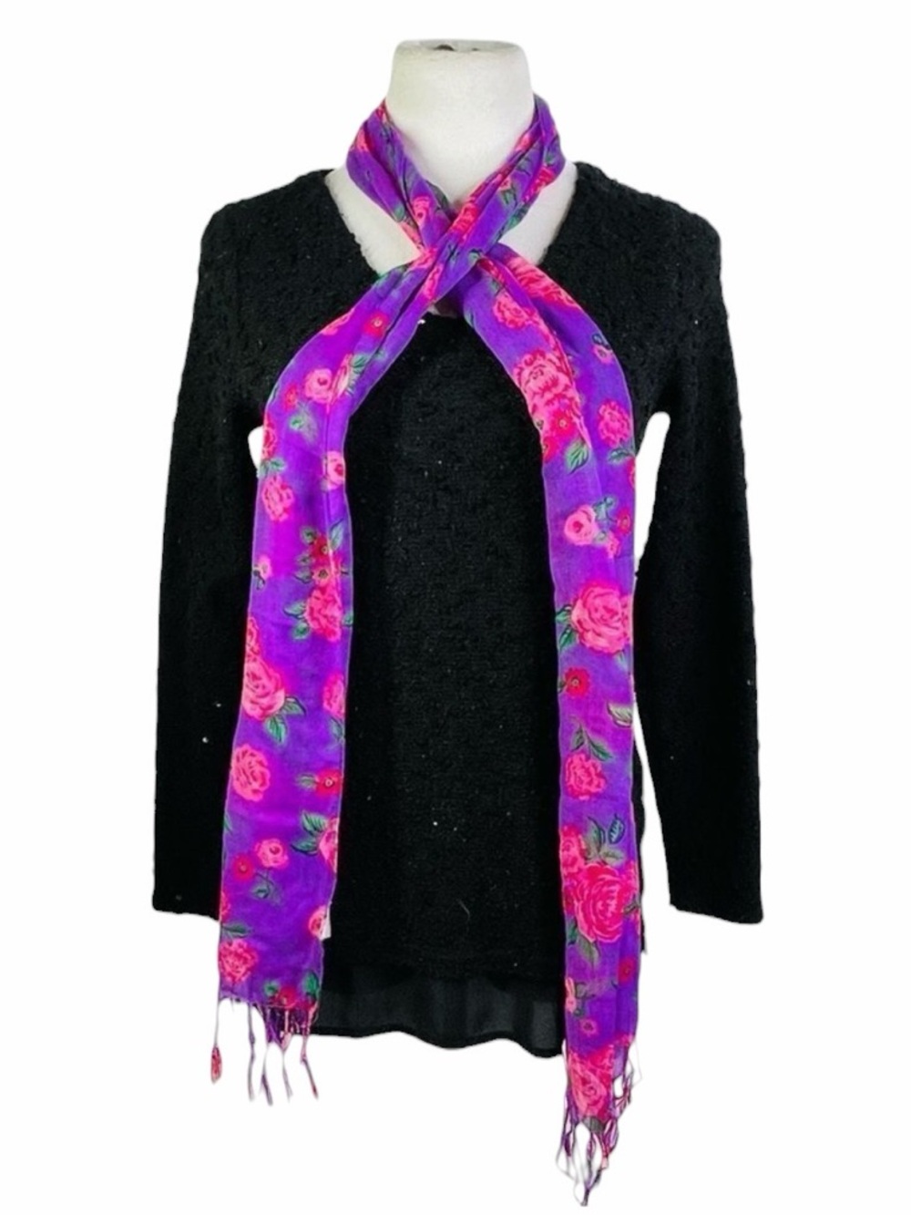 10/$25🦋 No Boundaries Purple & Pink Floral Rose Fringe Scarf